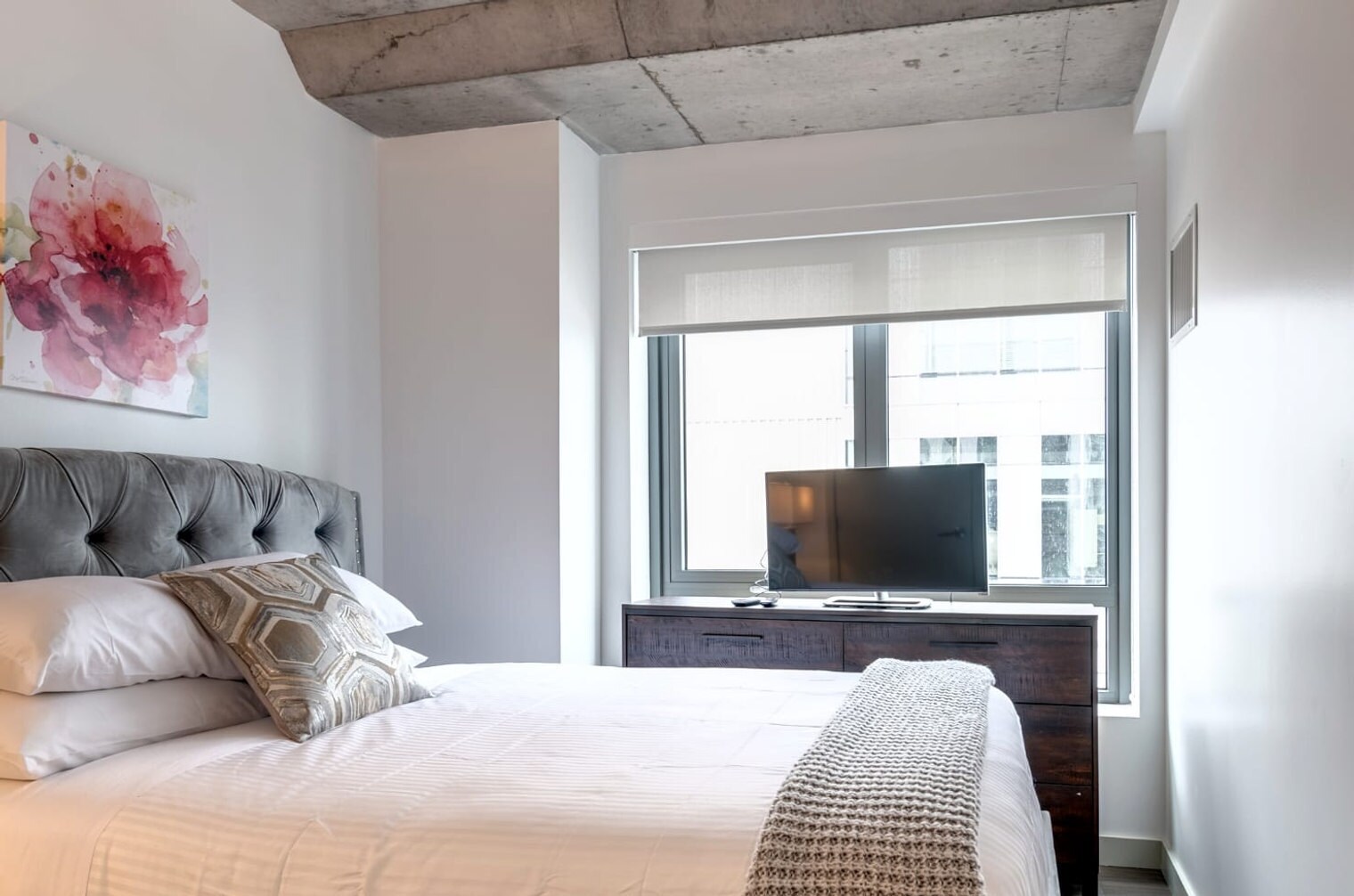 Building Photo - 82 Ames St