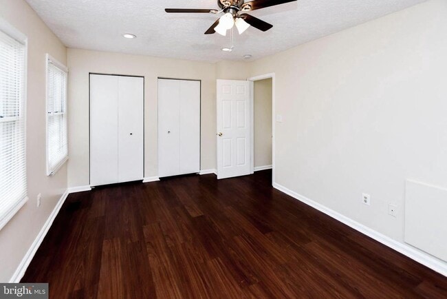 Building Photo - 2115 N Anvil Ln