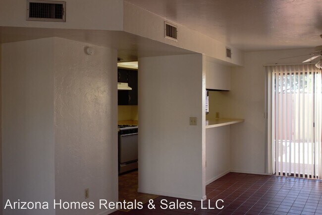 Building Photo - 2 br, 2 bath House - 608 South Liana Court