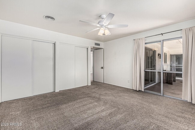 Building Photo - 1213 E Riviera Dr