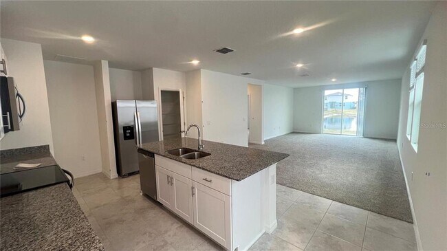 Building Photo - 3185 Viceroy Ct