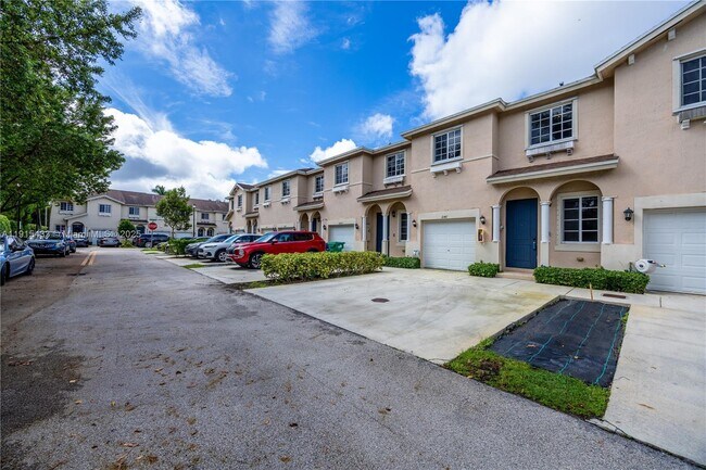 Building Photo - 21416 NW 13th Pl