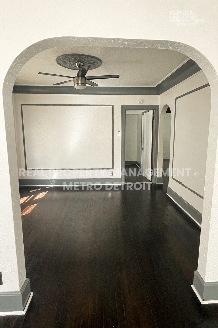 Building Photo - 5105 Grayton St
