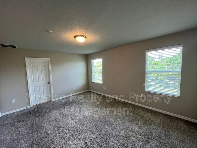 Building Photo - 2443 Sweet Viburnum Wy