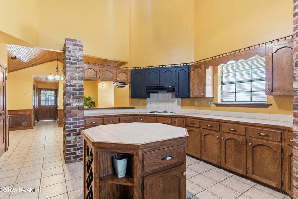 Building Photo - 104 Tallowood Cir