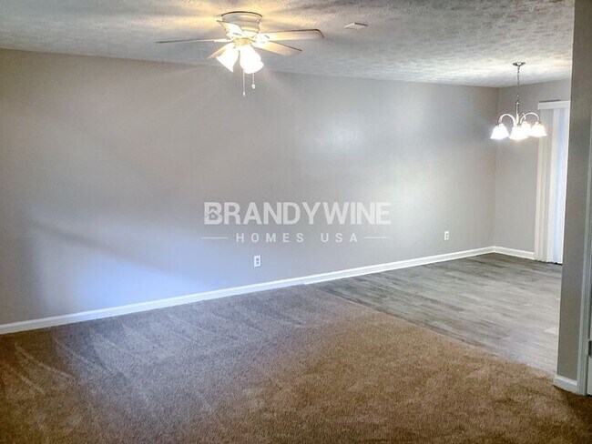 Building Photo - MOVE IN BY JULY 28TH AND HALF  OFF AUG RENT