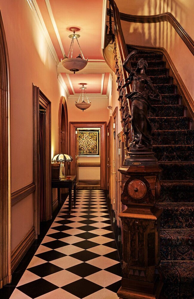 Building Photo - 56 Irving Pl