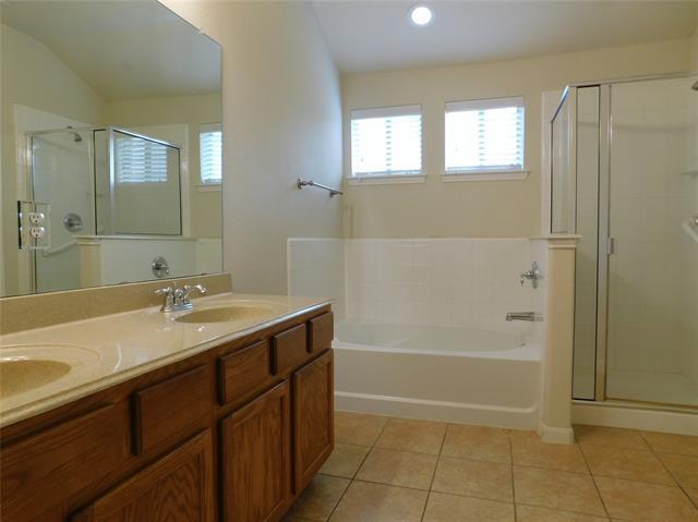 Building Photo - 717 Partridge Dr