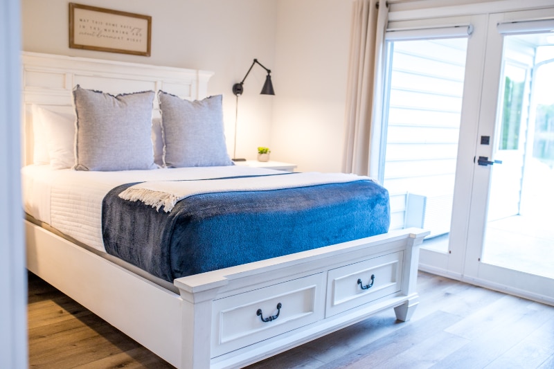 Building Photo - 271 S 3rd Ave