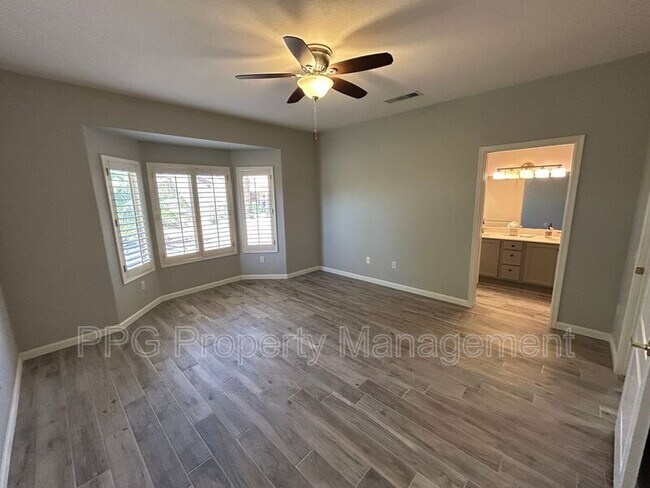 Building Photo - 16536 W Rock Springs Ln