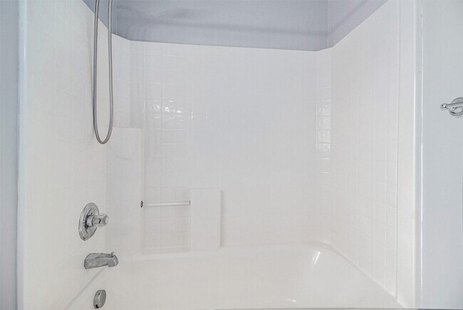 Building Photo - 3051 Barclay Way