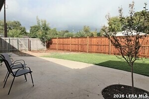 Building Photo - 610 Creek Dr