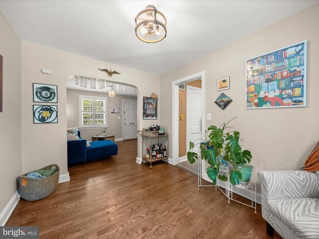 Building Photo - 1409 Mt Vernon Ave