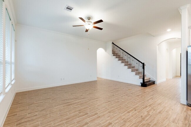 Building Photo - 1403 Woodson Rdg Ln