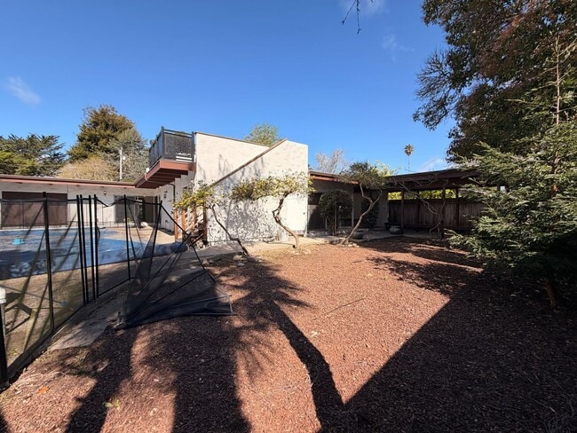 Building Photo - Mid-Century Modern Coastal Retreat – Walk to Beach & Bike to Aptos Village | 4+ Bed / 2 Bath