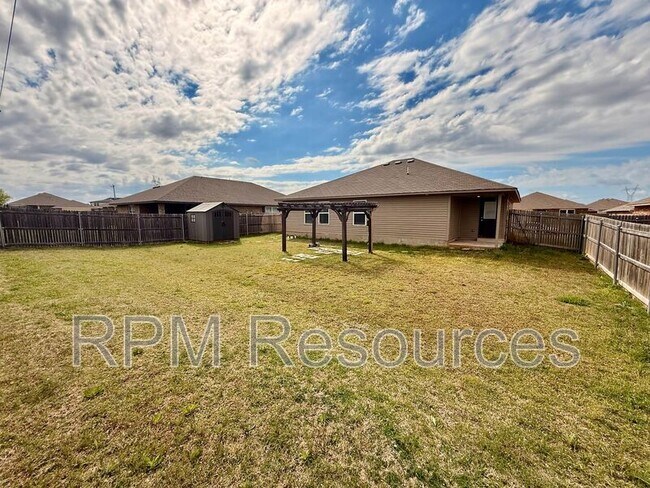 Building Photo - 11009 NW 100th St