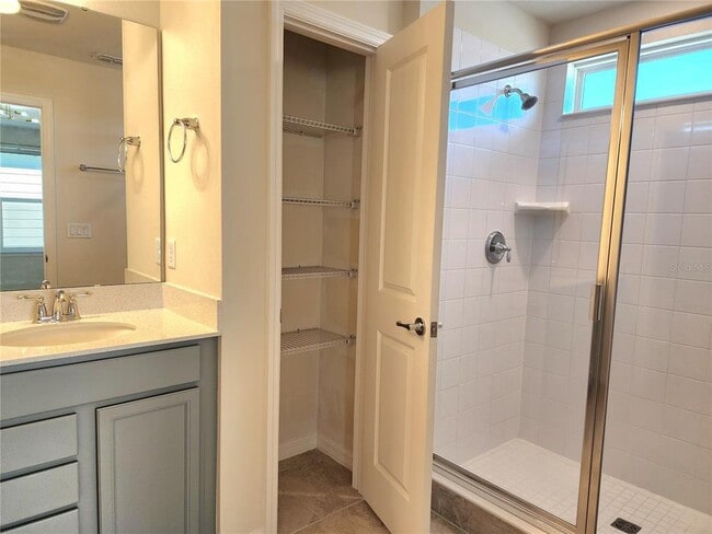 Building Photo - 5722 Wooden Pine Dr