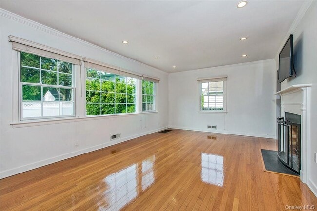 Building Photo - 74 Dearborn Ave