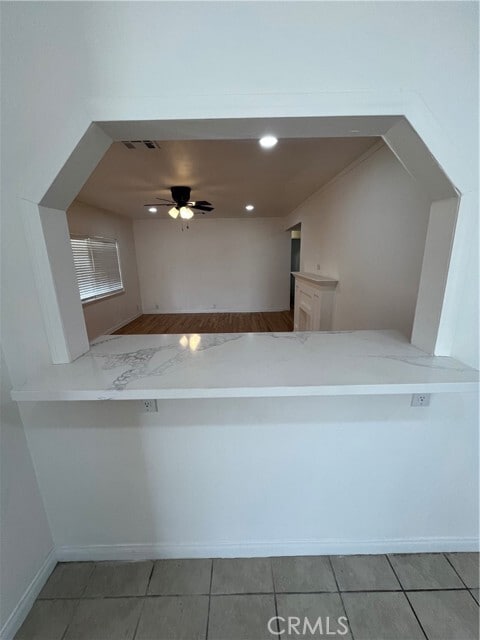 Building Photo - 9441 Beverly St