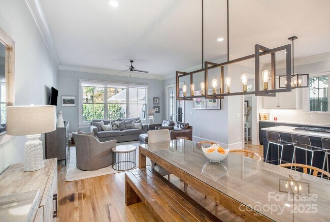 Building Photo - 407 Louise Ave