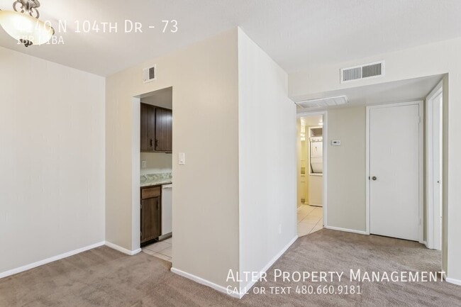 Building Photo - 4140 N 104th Dr