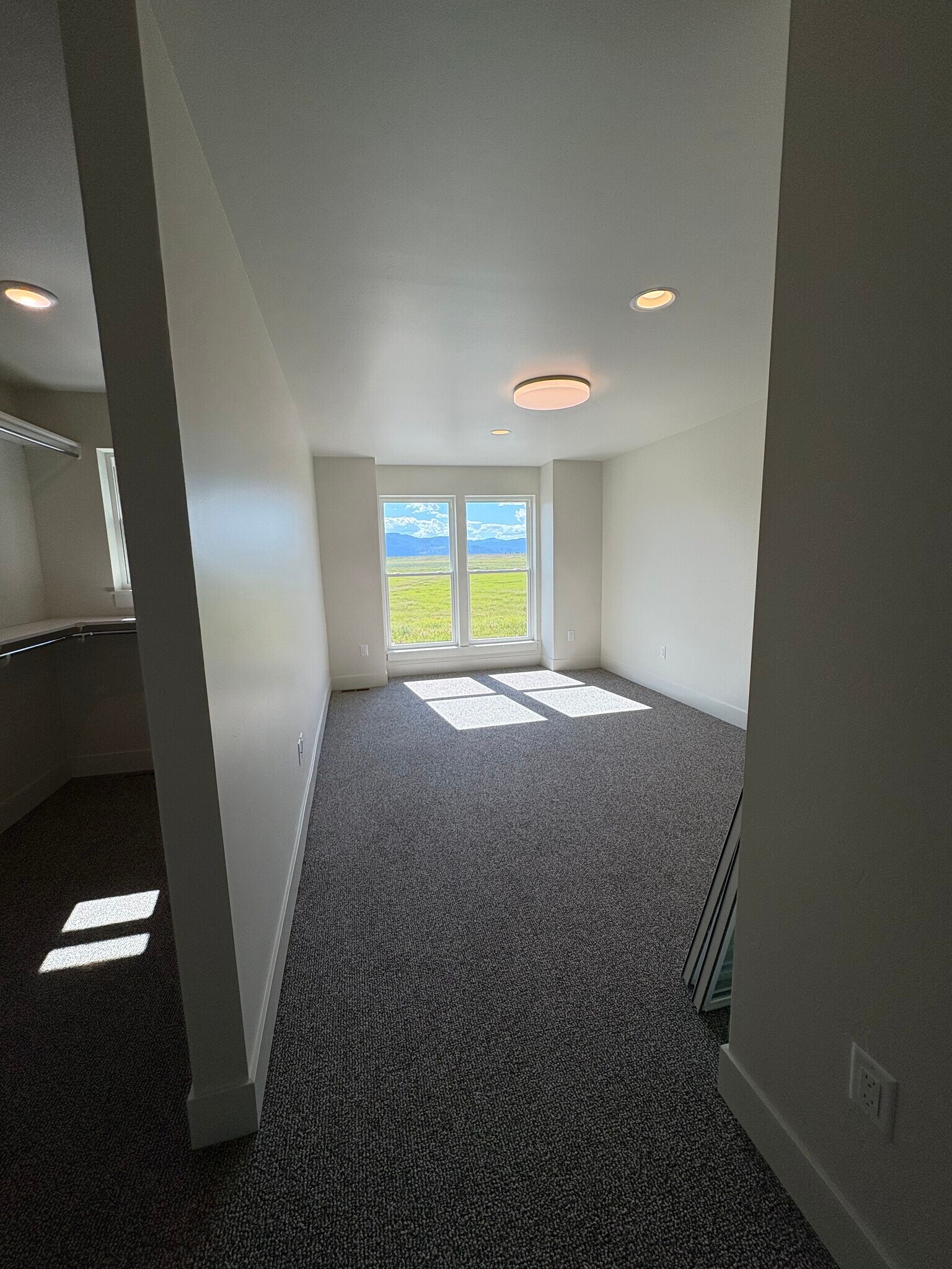Building Photo - 2724 Ruger Rd