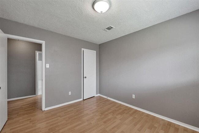 Building Photo - 20110 Misty Pines Dr