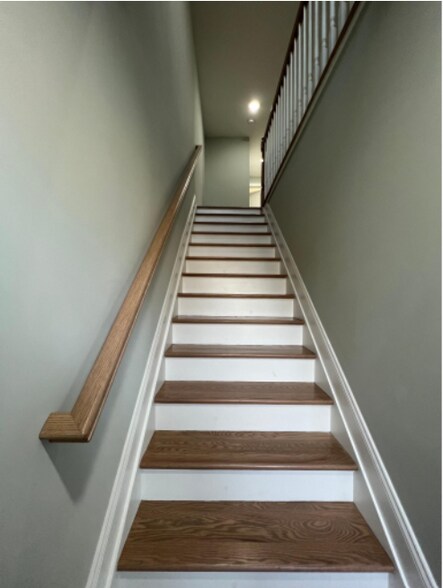 Entry Way - 562 Madison Ave