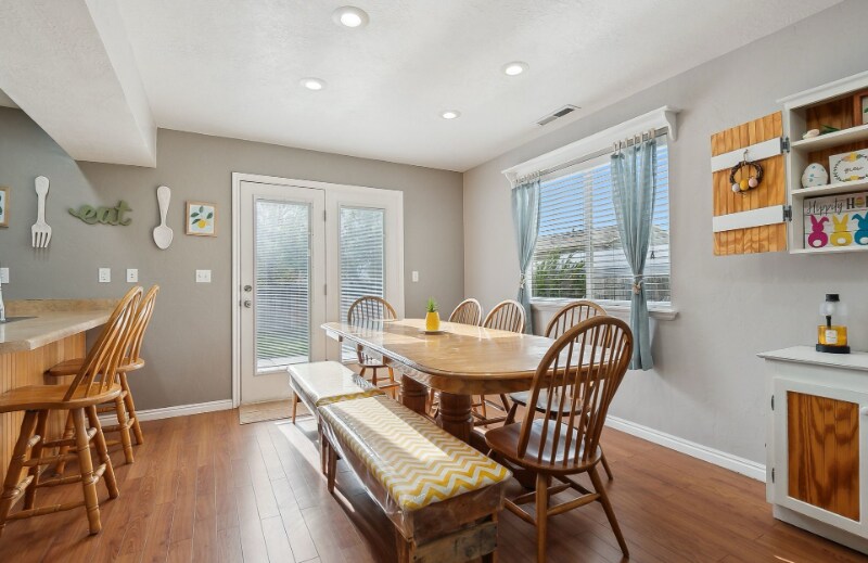 Building Photo - 472 W 330 S