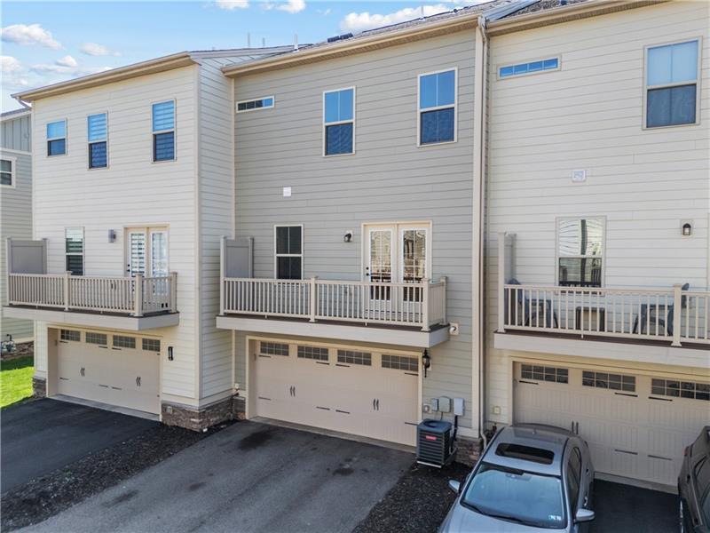 Building Photo - 410 Fairmont Dr