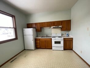 Building Photo - Whittier Apartments