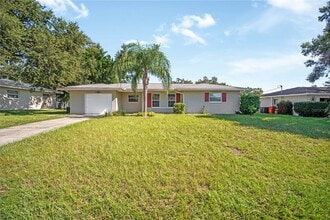 Building Photo - 1618 Hardwood Dr
