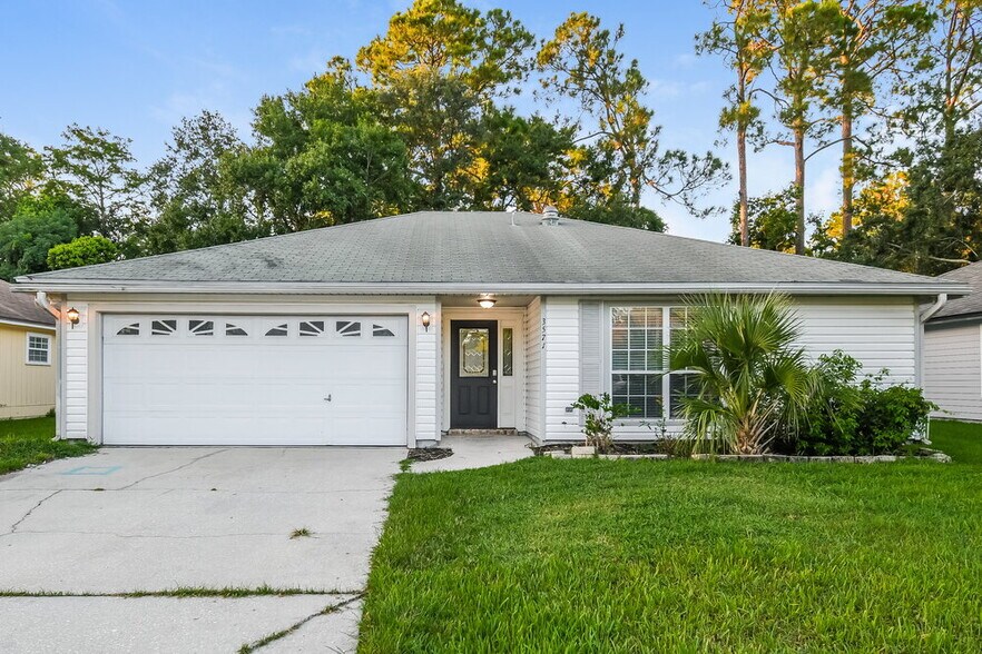 Primary Photo - 3571 Barbizon Ct