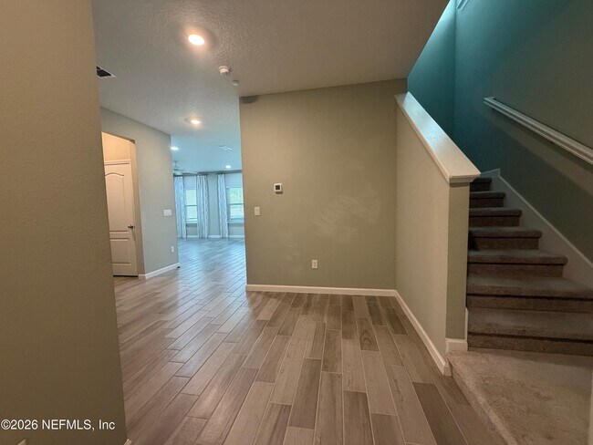 Building Photo - 2219 Major Oak St