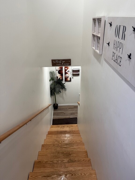 Building Photo - 20 Graham St