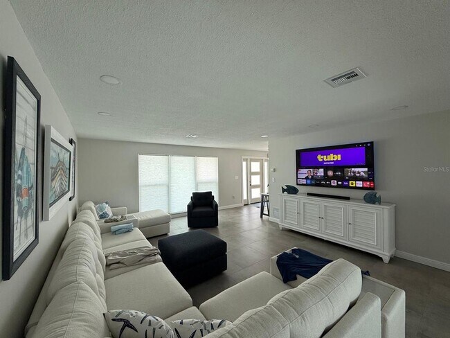 Building Photo - 1425 Appian Dr