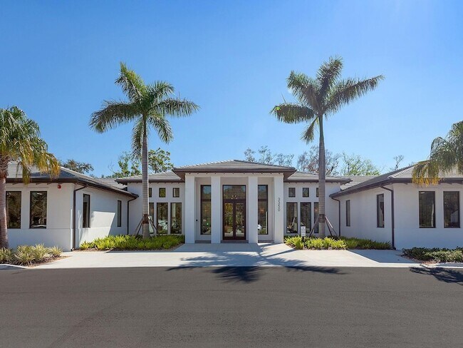 Building Photo - 4022 Penshurst Park