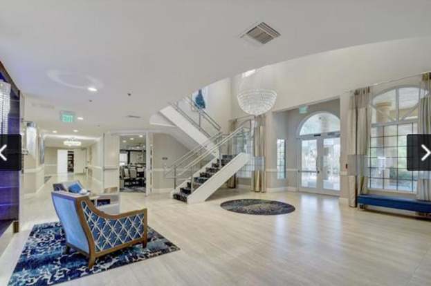 Building Photo - 5475 Verona Dr