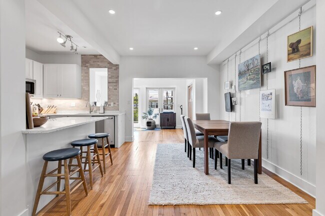 Building Photo - 4008 Marlboro Pl NW