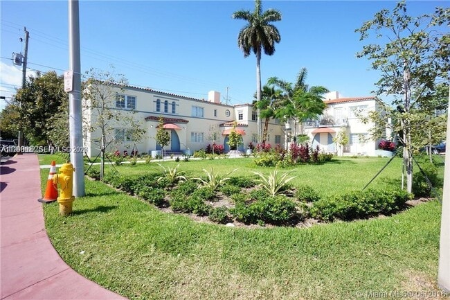 Building Photo - 1450 Meridian Ave