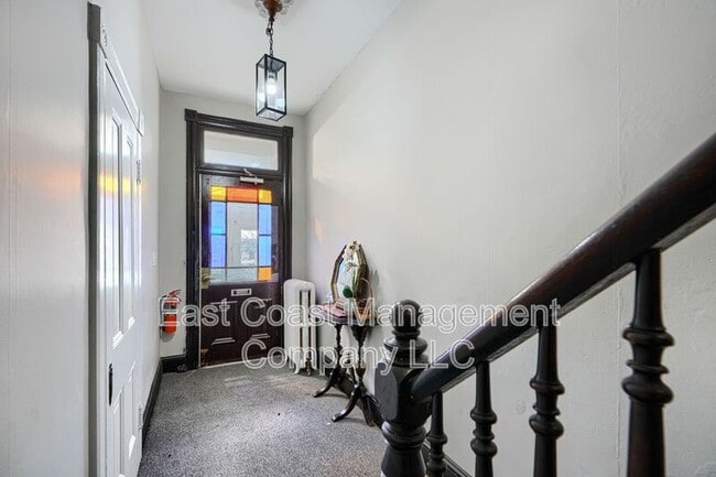 Building Photo - 2417 Maryland Ave