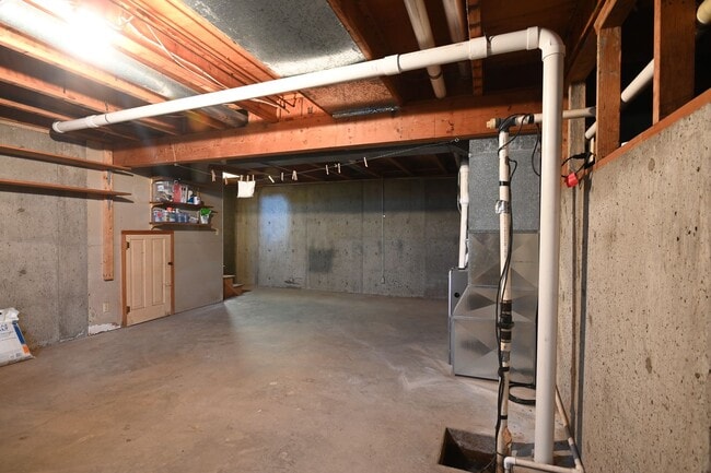 Building Photo - 272 WY-335