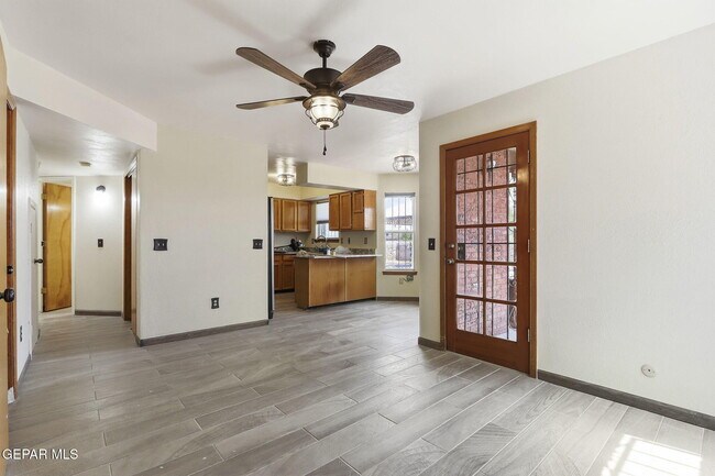 Building Photo - 6900 Imperial Ridge Dr