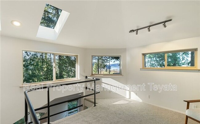Building Photo - 14 Orchid Ct