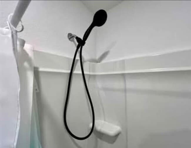 Building Photo - 420 Halfmoon Dr