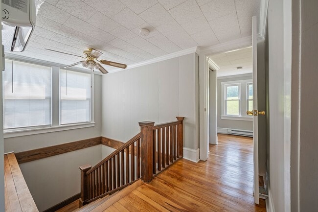 Building Photo - 4 bedroom home in Rich Creek!