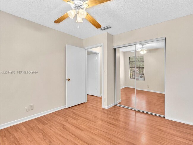 Building Photo - 10731 NW 16th Ct