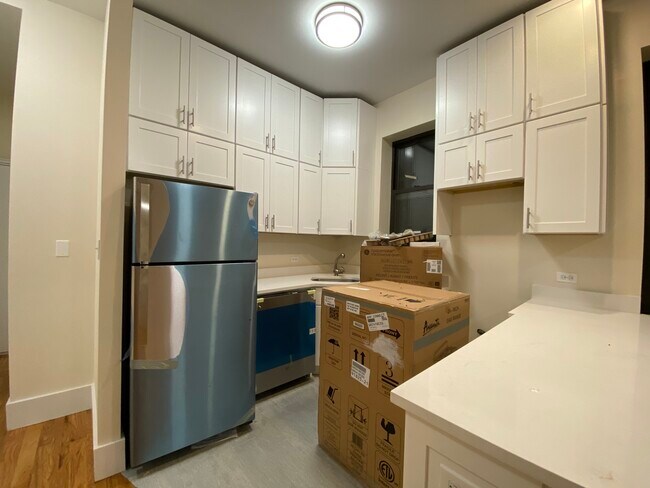 KITCHEN - 134 W 80th St