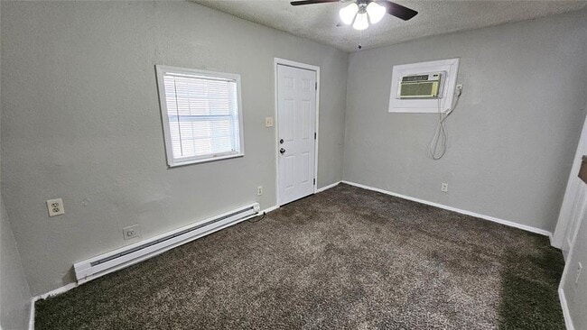 Building Photo - 2308 NW 12th St