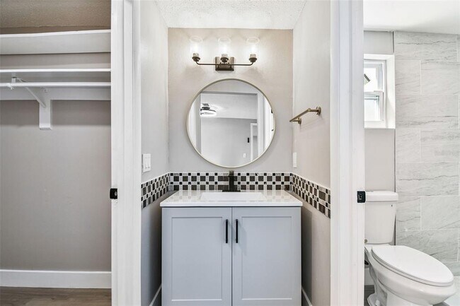 Building Photo - 3800 Darlington Rd